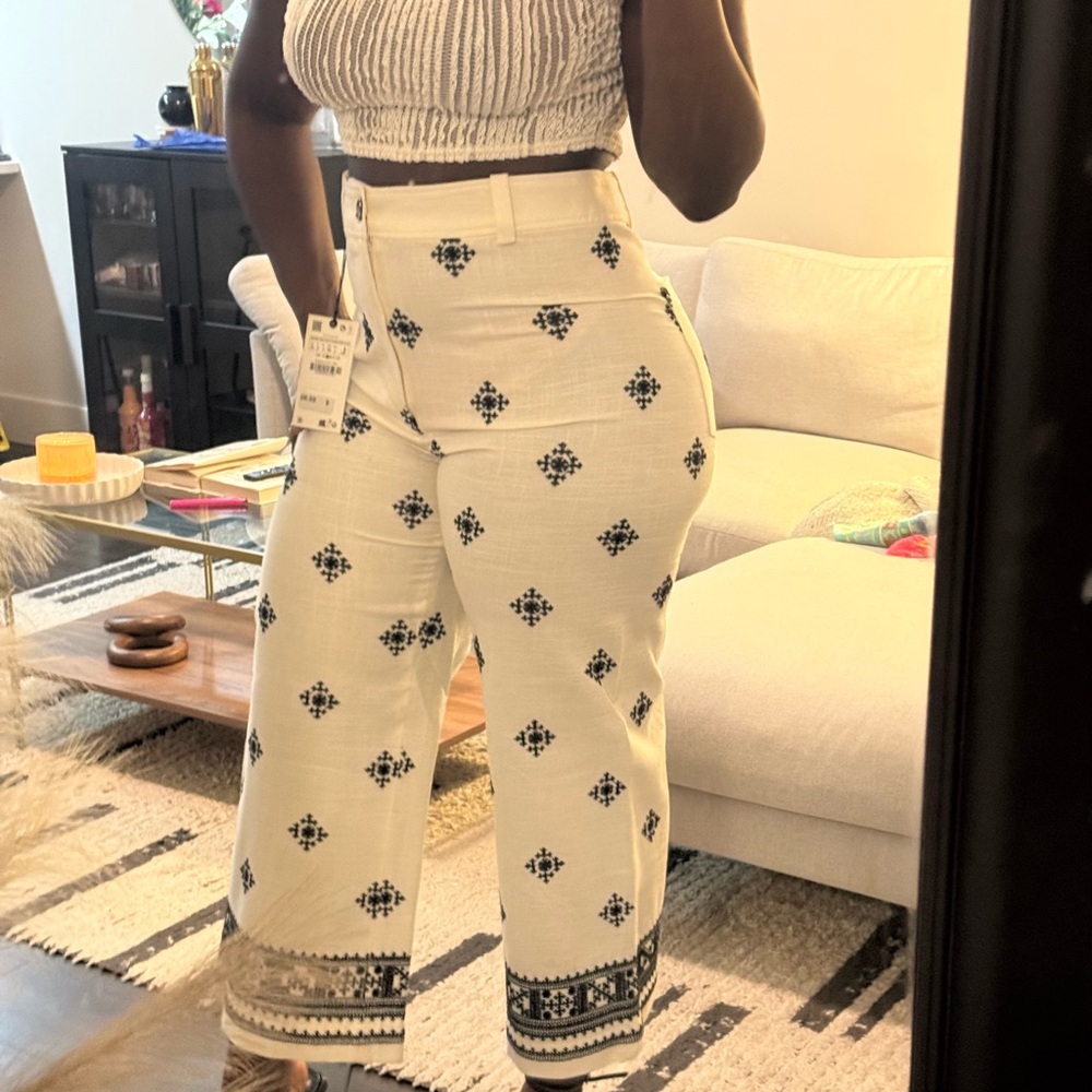 Zara Women's White and Black Patterned Pants